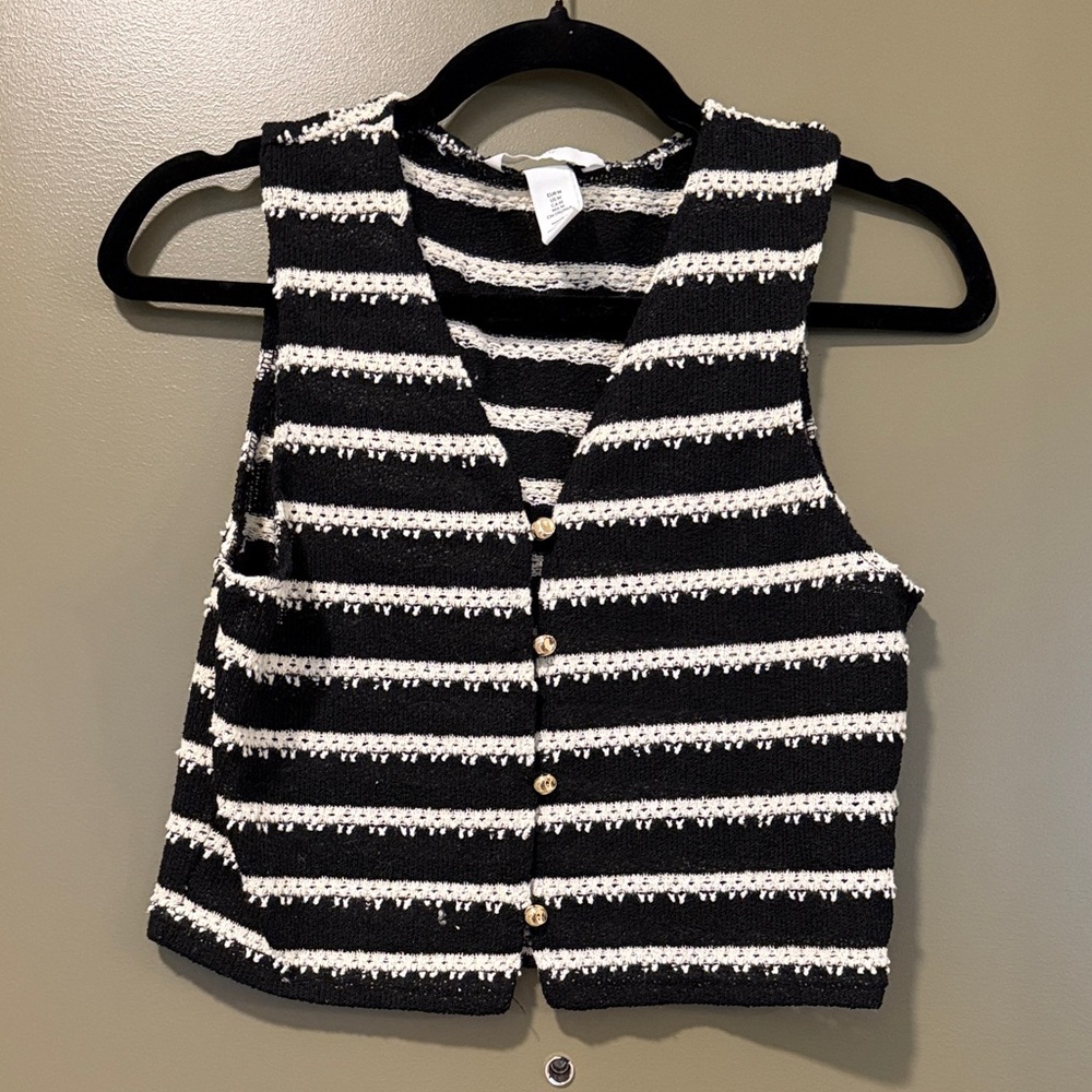 H&M Black and White Striped Knit Top